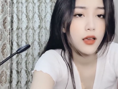 Hot girl Việt múp nhất onlyfans live stream khoe lồn cực dâm